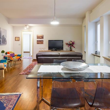 ורונה Cattaneo Arena Apartaments מראה חיצוני תמונה