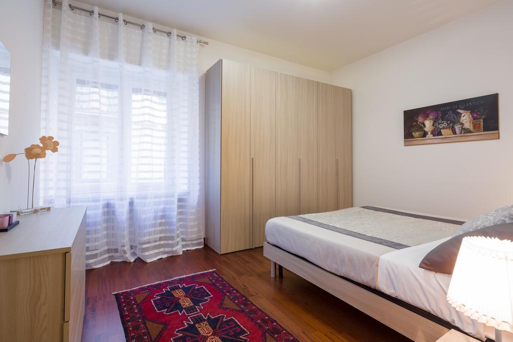 ורונה Cattaneo Arena Apartaments מראה חיצוני תמונה